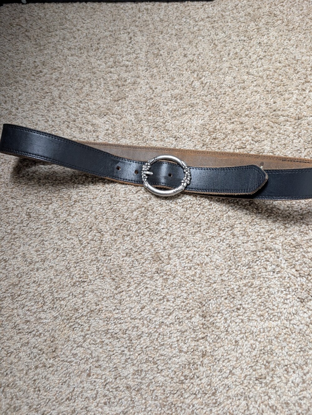 Vintage American Eagle Black Leather Belt Decorative Silver Circle Buckle Sz M